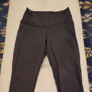 Lululwmon Black Leggings